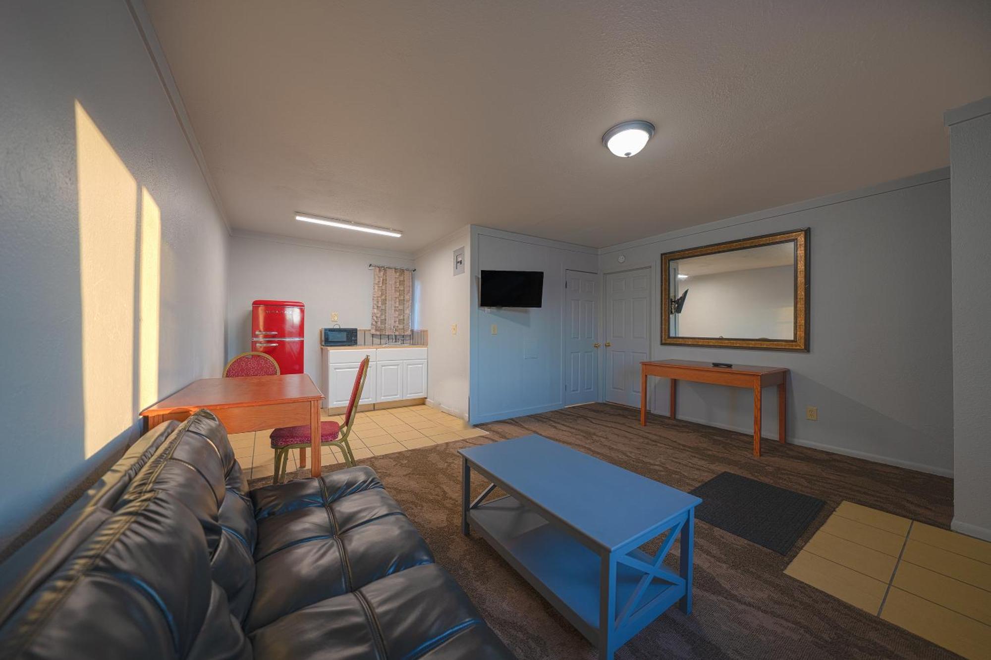 Oyo Hotel Portland Or Near Airport 그레셤 외부 사진