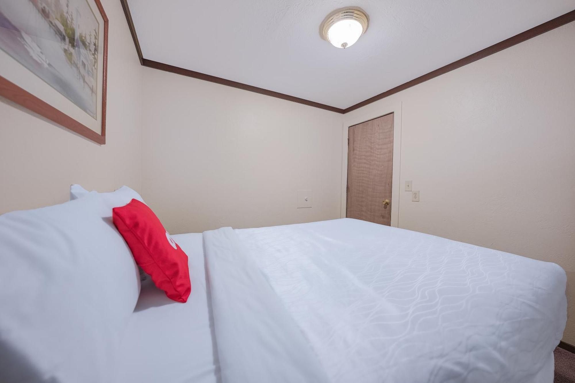Oyo Hotel Portland Or Near Airport 그레셤 외부 사진