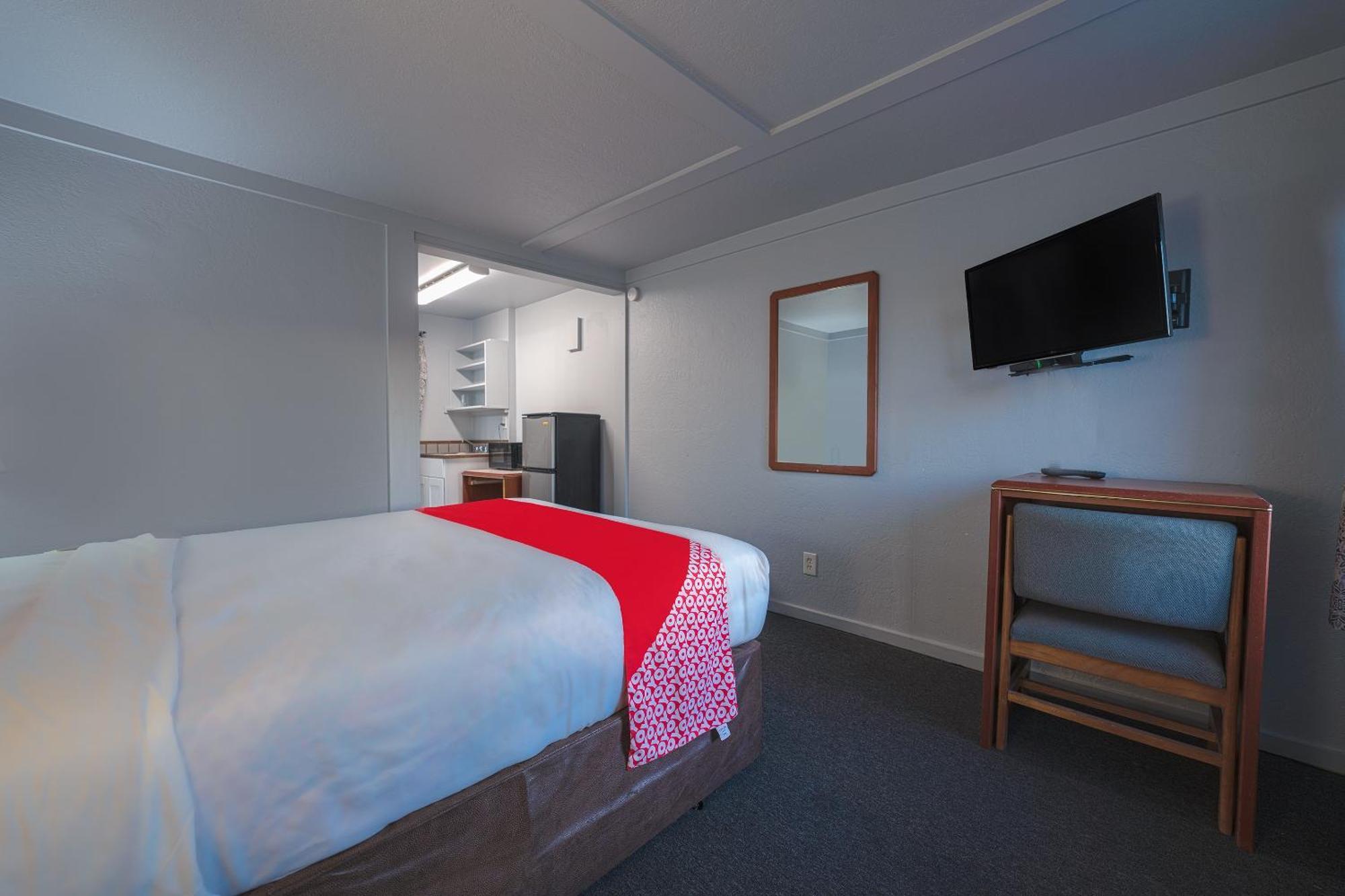 Oyo Hotel Portland Or Near Airport 그레셤 외부 사진