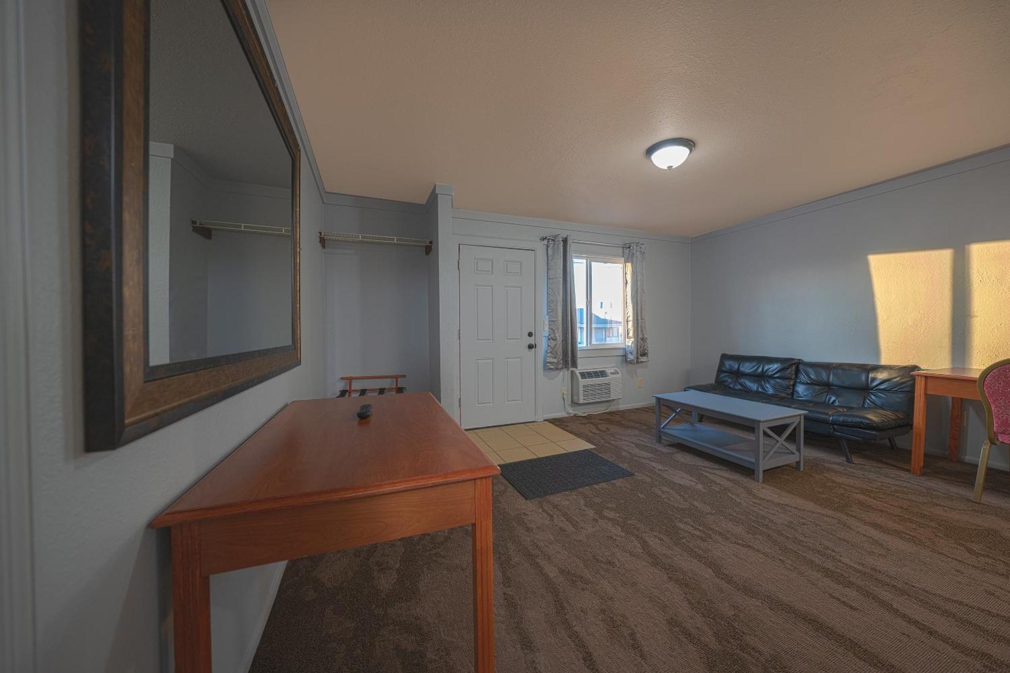 Oyo Hotel Portland Or Near Airport 그레셤 외부 사진