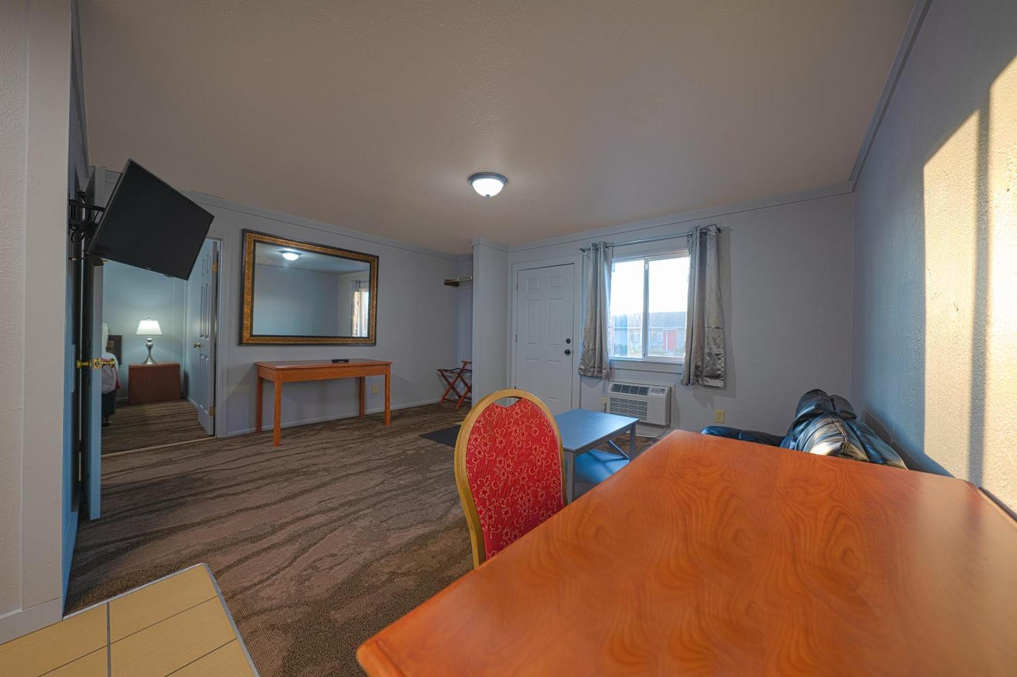 Oyo Hotel Portland Or Near Airport 그레셤 외부 사진