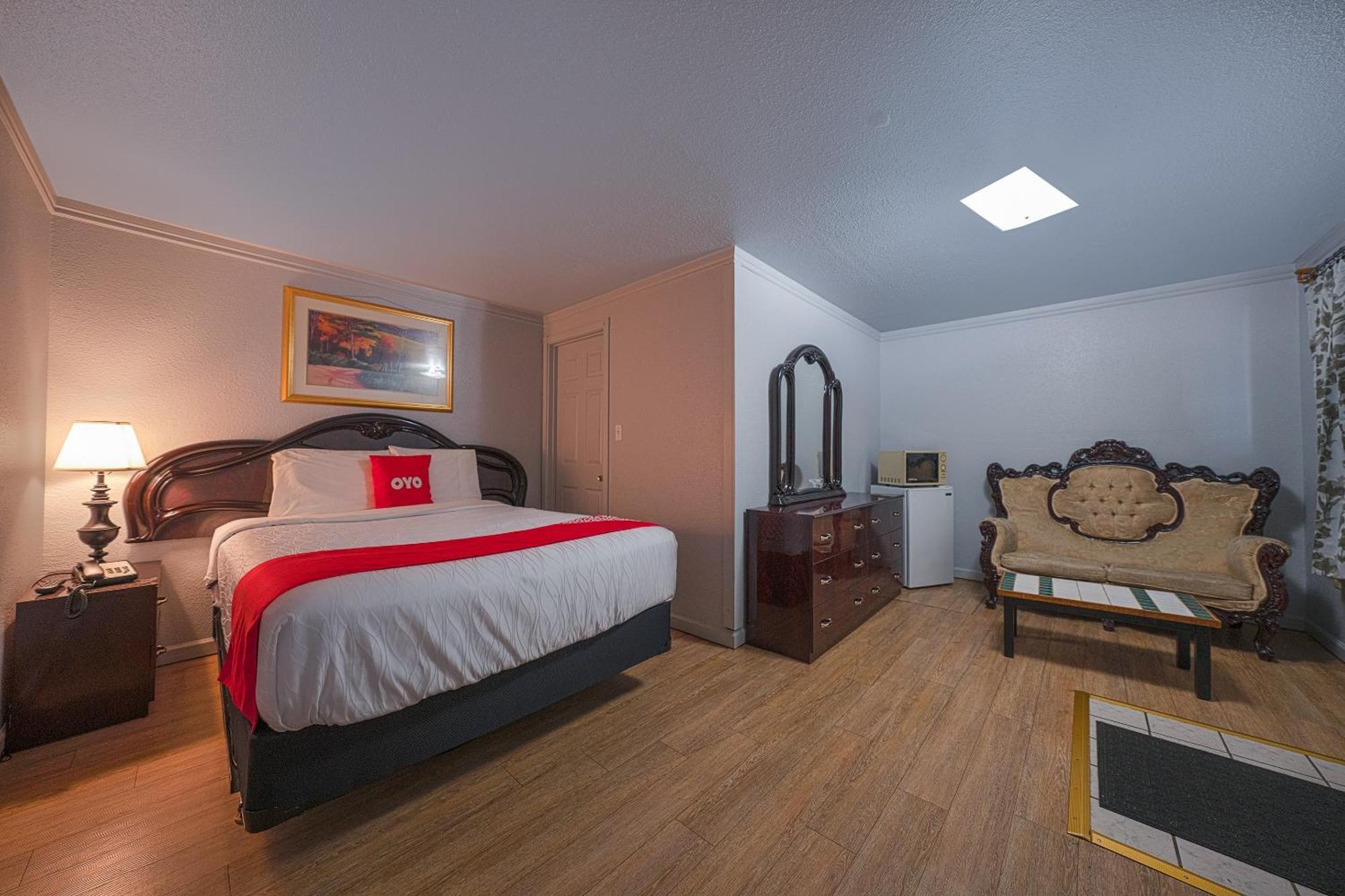 Oyo Hotel Portland Or Near Airport 그레셤 외부 사진
