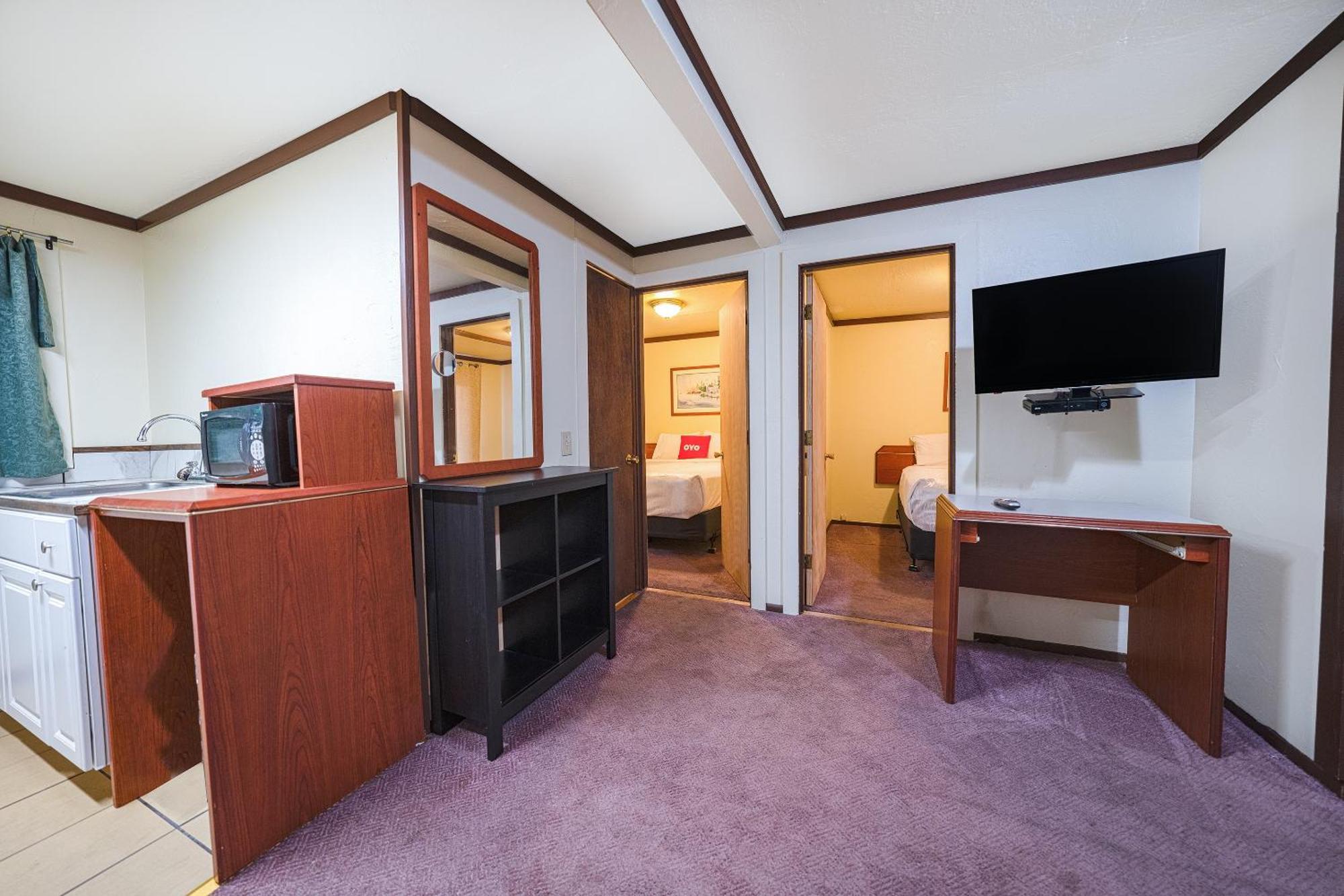 Oyo Hotel Portland Or Near Airport 그레셤 외부 사진
