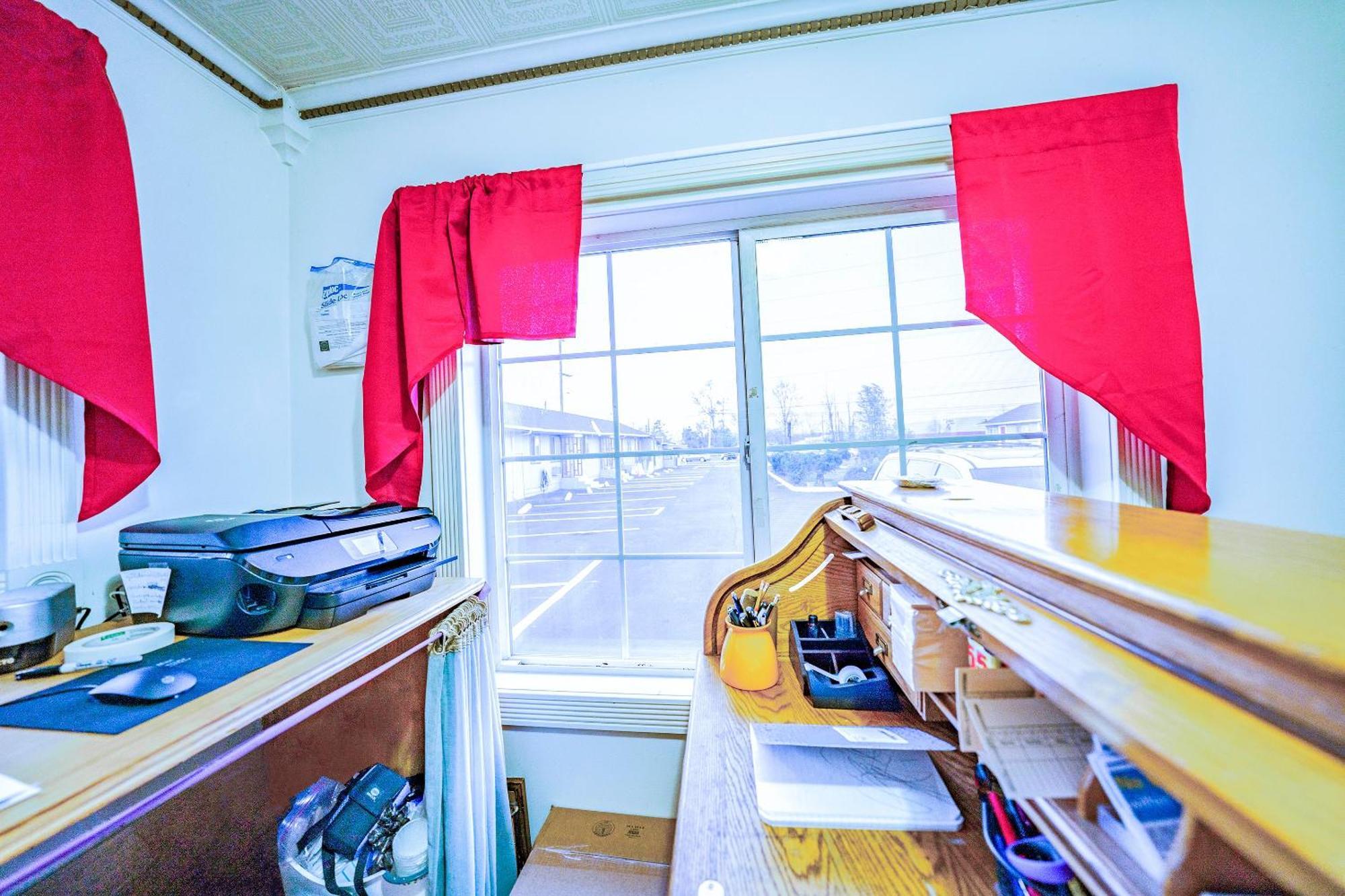 Oyo Hotel Portland Or Near Airport 그레셤 외부 사진